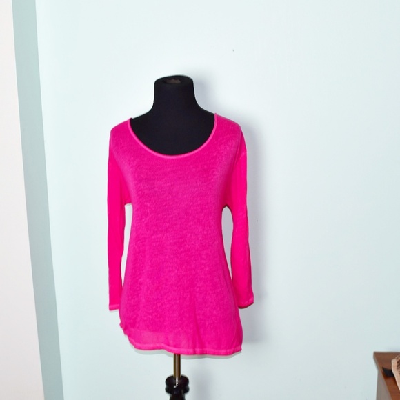 American Eagle Outfitters Tops - American Eagle Pink Lightweight Top